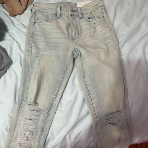 American Eagle Jeggings. ALL JEANS 3 for 40!